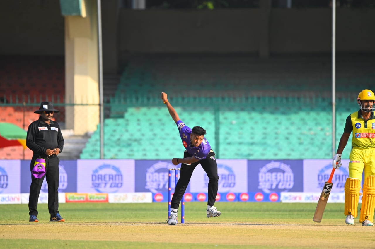 Read more about the article Top 10 Injury Prevention Tips for New Fast Bowlers